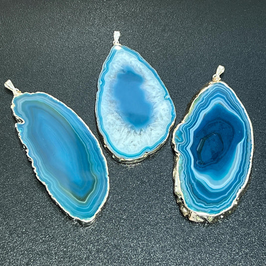 Large Teal Agate Slice Pendant (Silver Plated Edges)