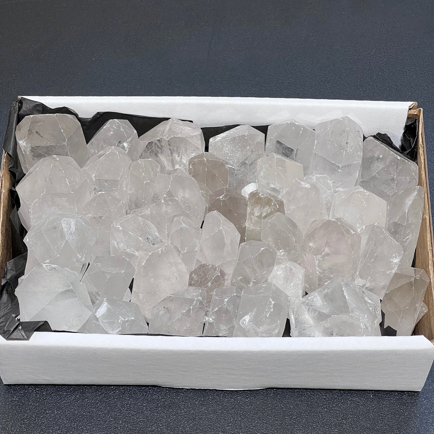Clear Quartz Crystal Points Boxed Flat Bulk  Crystal Gemstones Supply